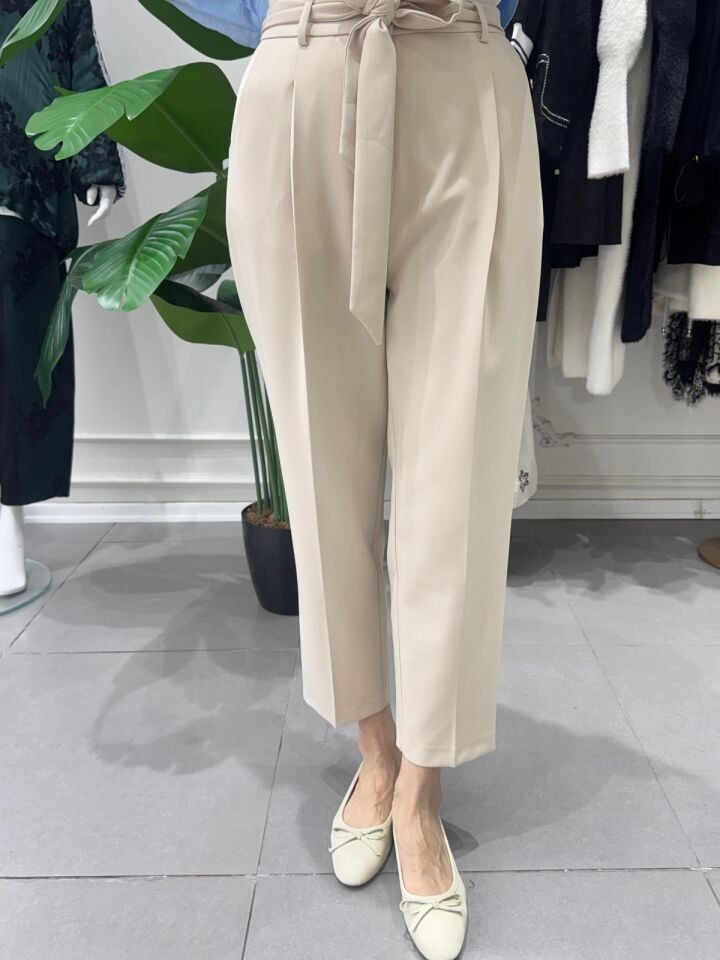 KUŞAKLI HAVUÇ PANTOLON BEJ