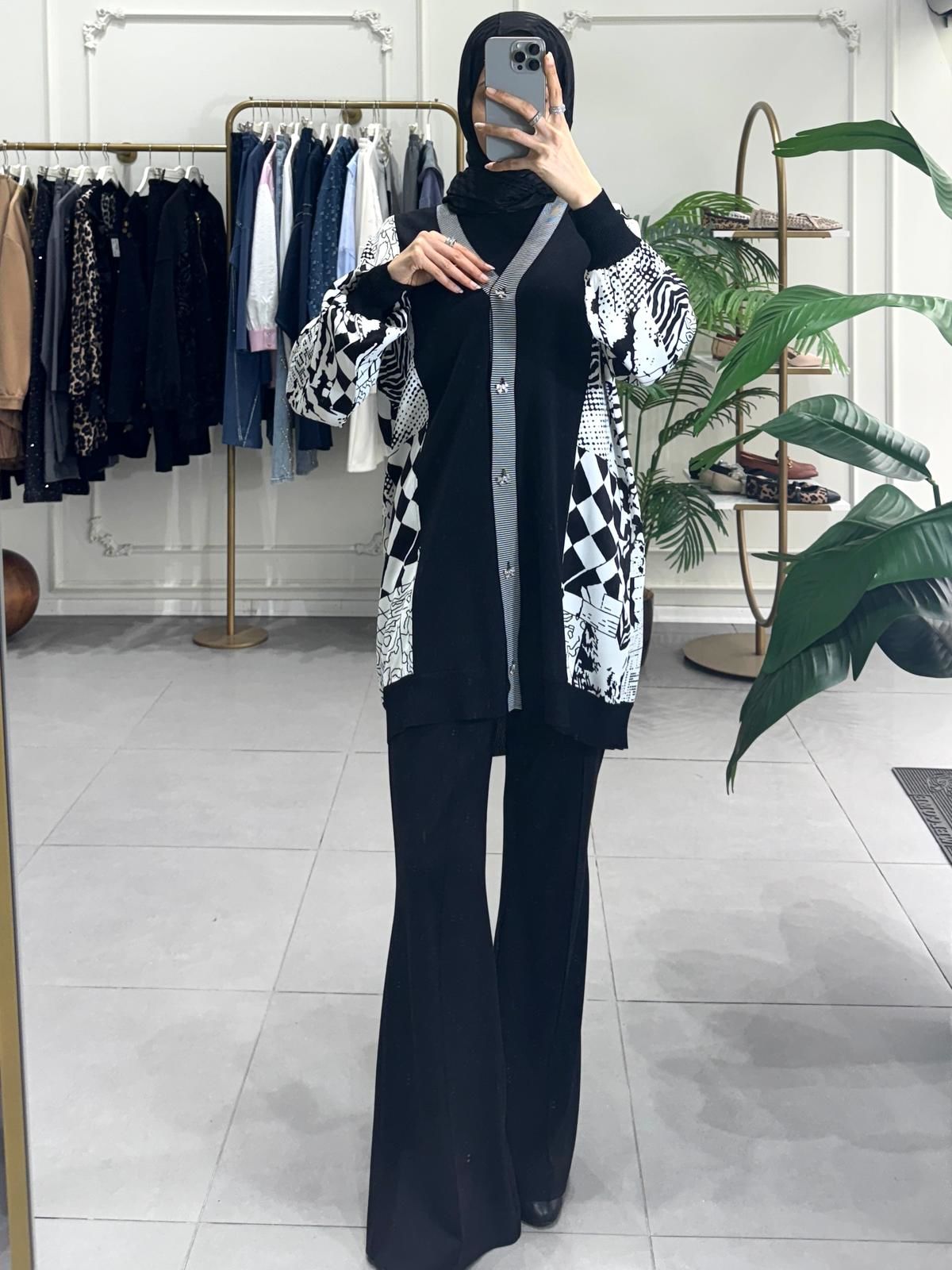 SİYAH BEYAZ KARELİ HIRKA