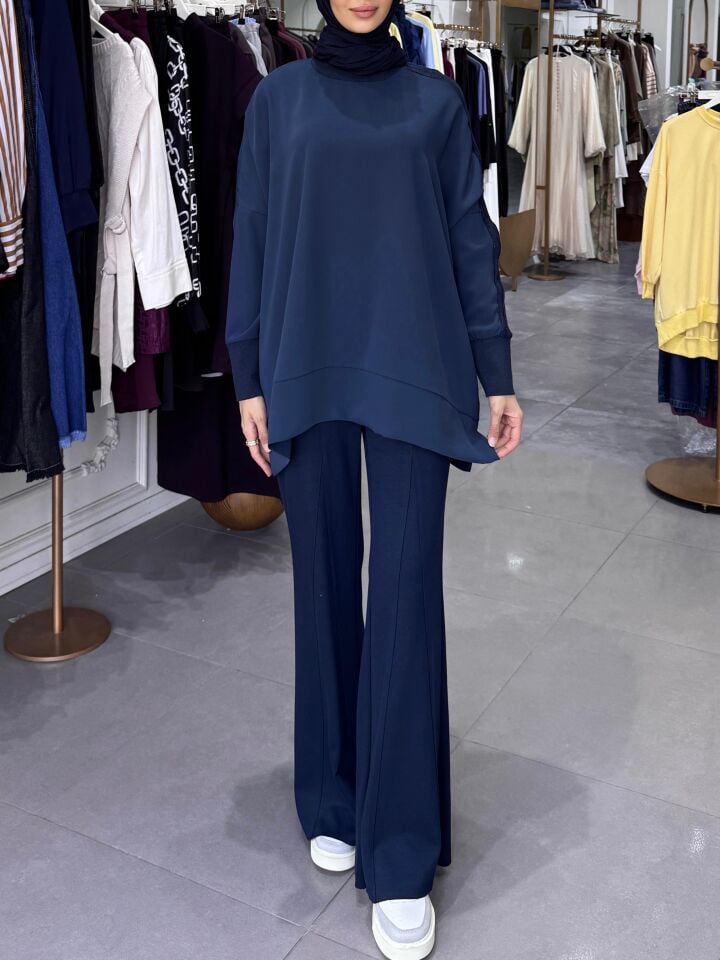 KOL TRİKO DETAYLI BLUZ  LACİVERT