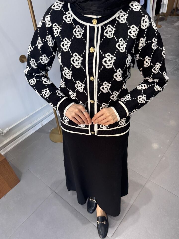 ÇİÇEK DESEN HIRKA SİYAH