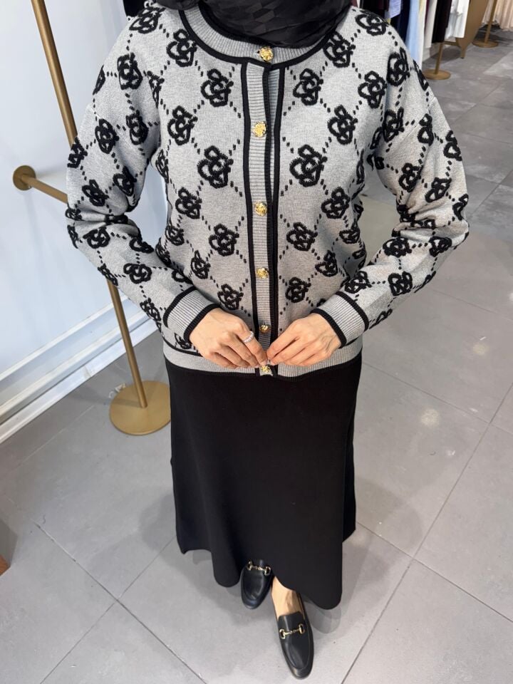ÇİÇEK DESEN HIRKA  GRİ