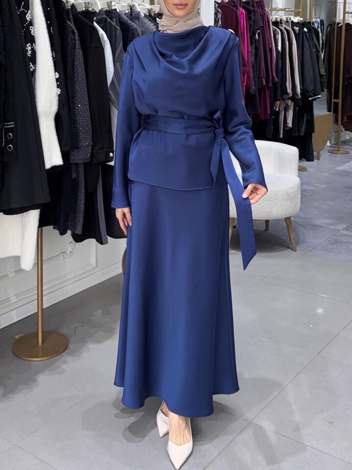 SATİN GRACE ETEKLİ TAKIM