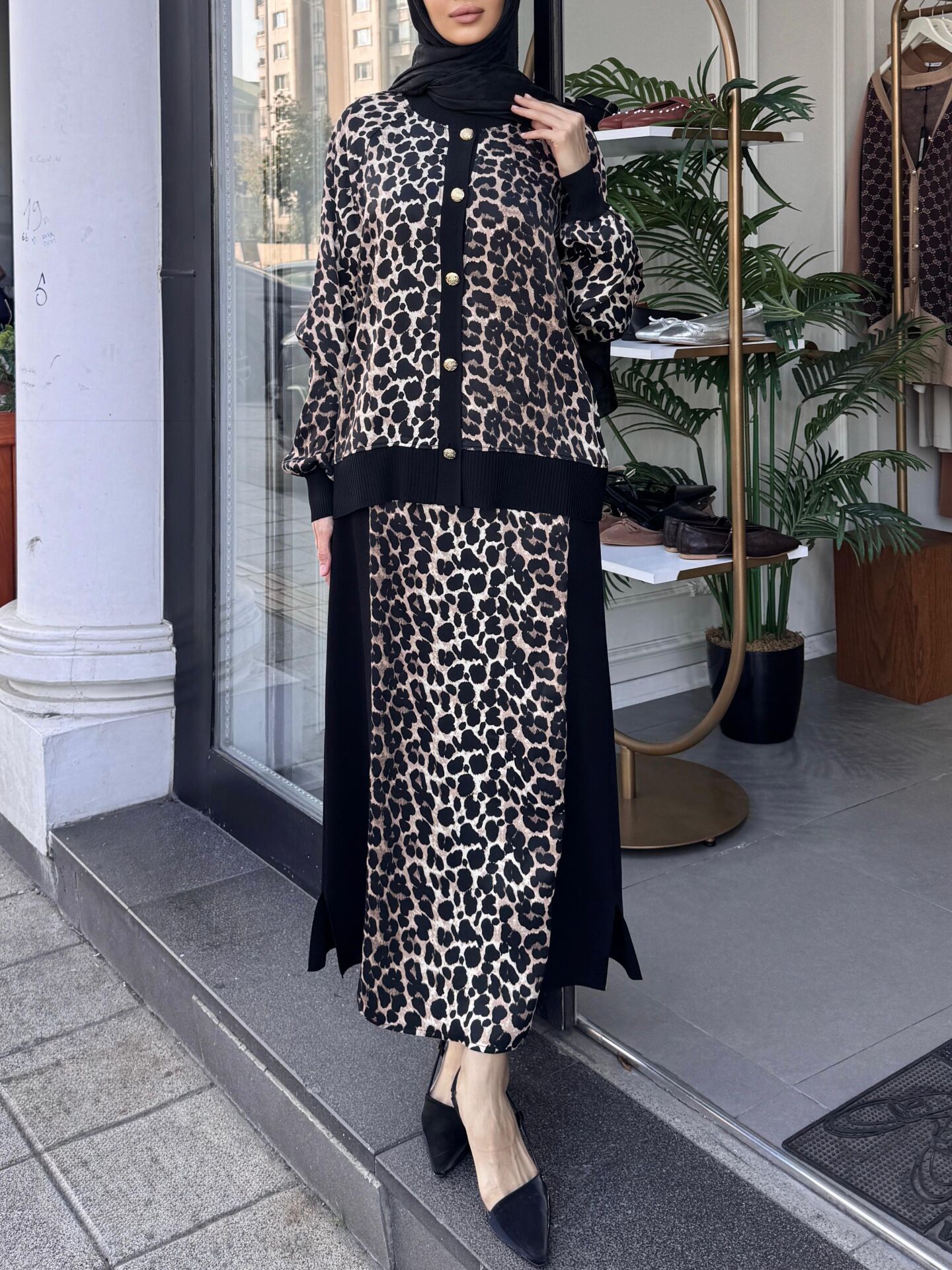 LEOPAR ETEKLİ TAKIM