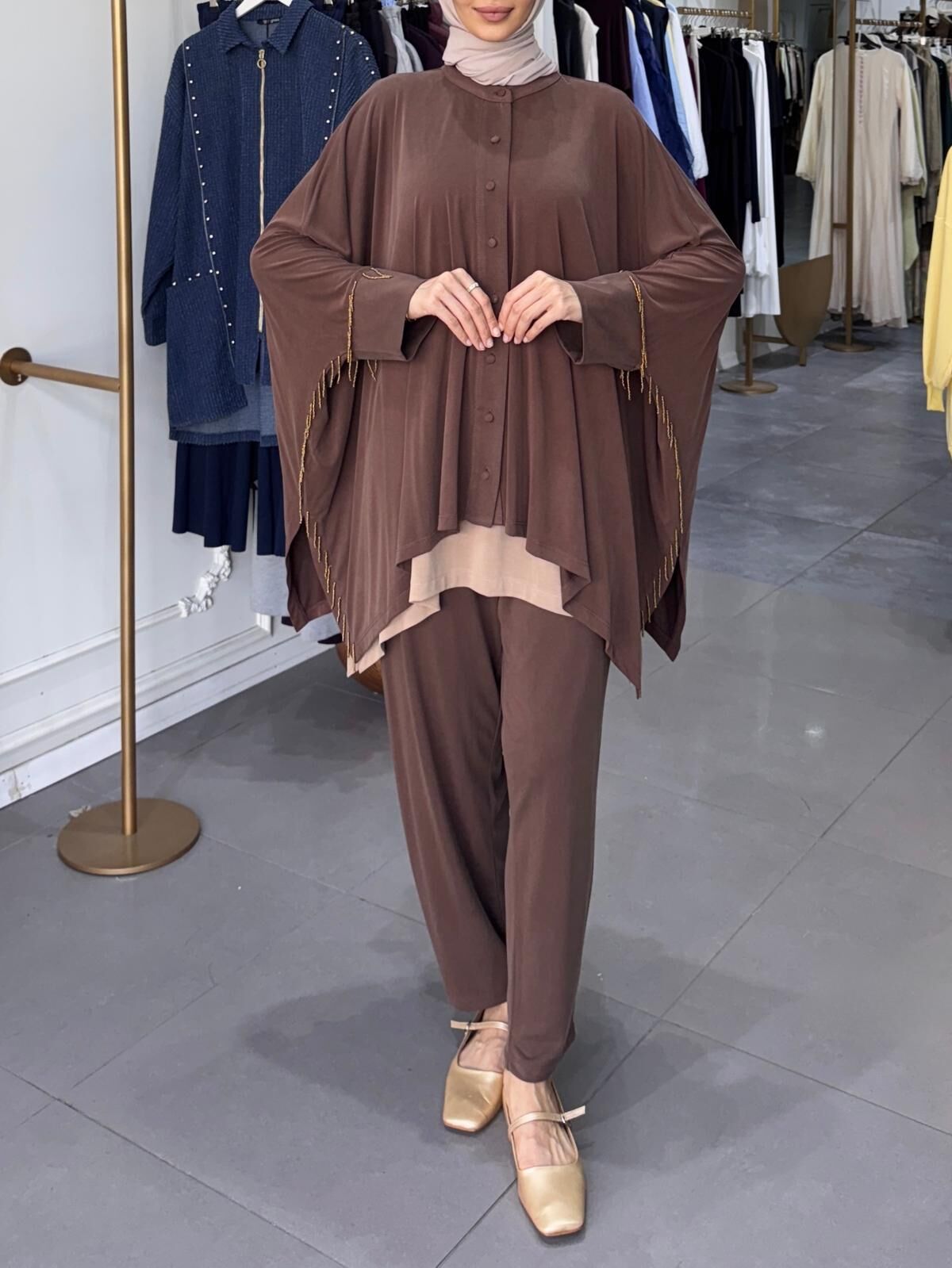 SARKIK BONCUK DETAYLI TAKIM KAHVE