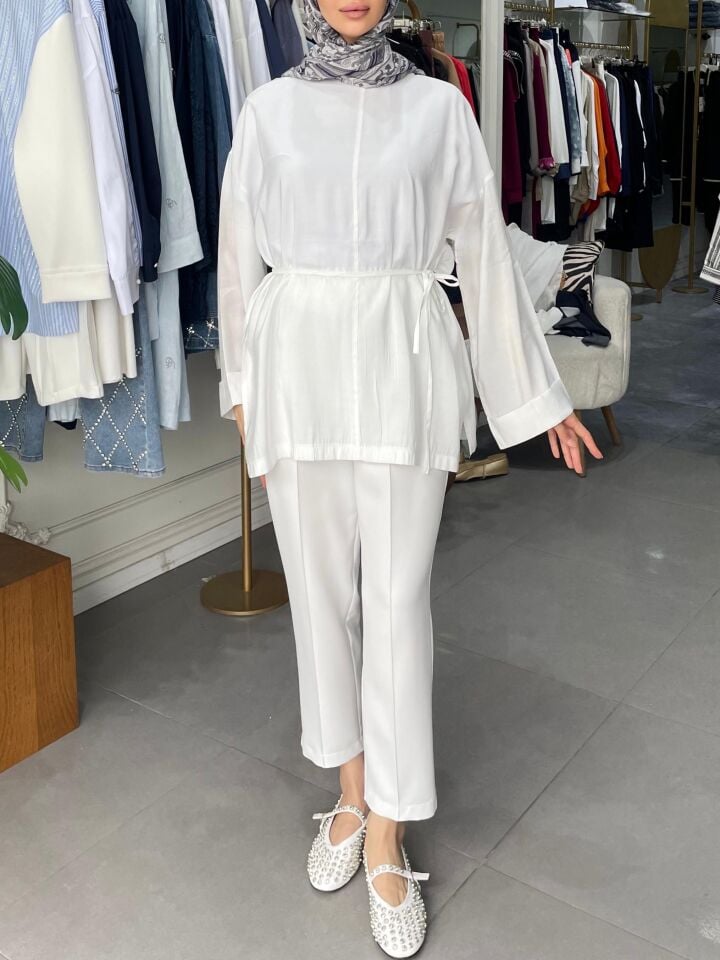 DİKİŞ DETAYLI YIRTMAÇLI GÖMLEK EKRU