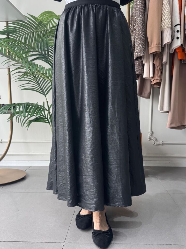 DERİ DETAY KLOŞ ETEK SİYAH