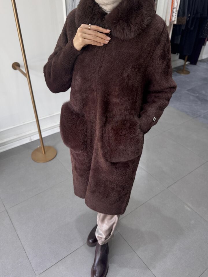 KÜRK YAKA YUMOŞ KAP