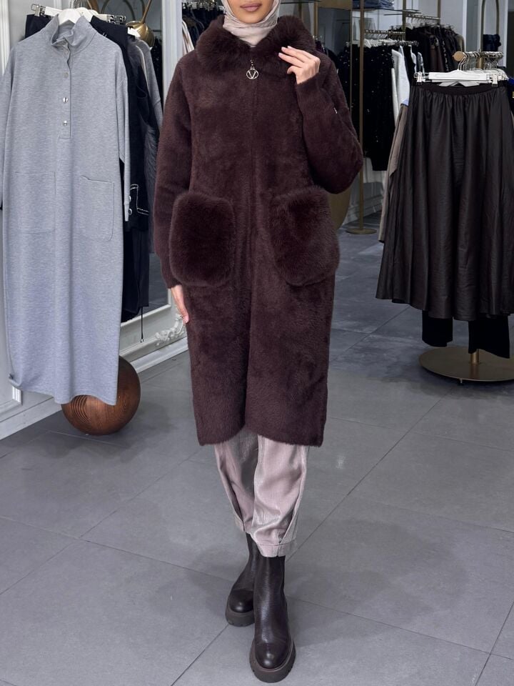 KÜRK YAKA YUMOŞ KAP