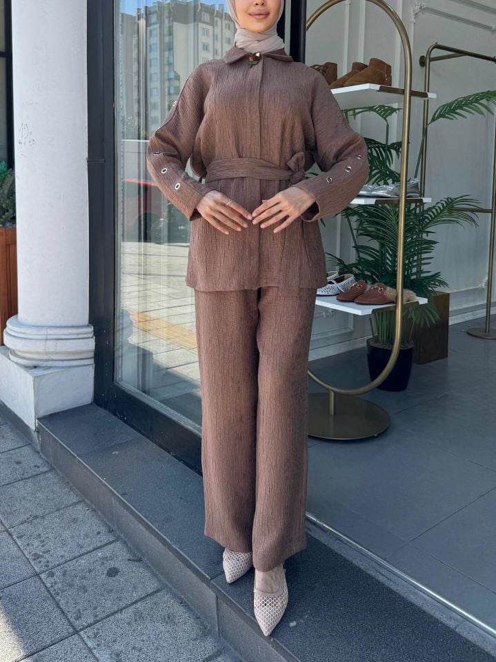HALKA DETAYLI KENDİNDEN DOKULU TAKIM CAMEL