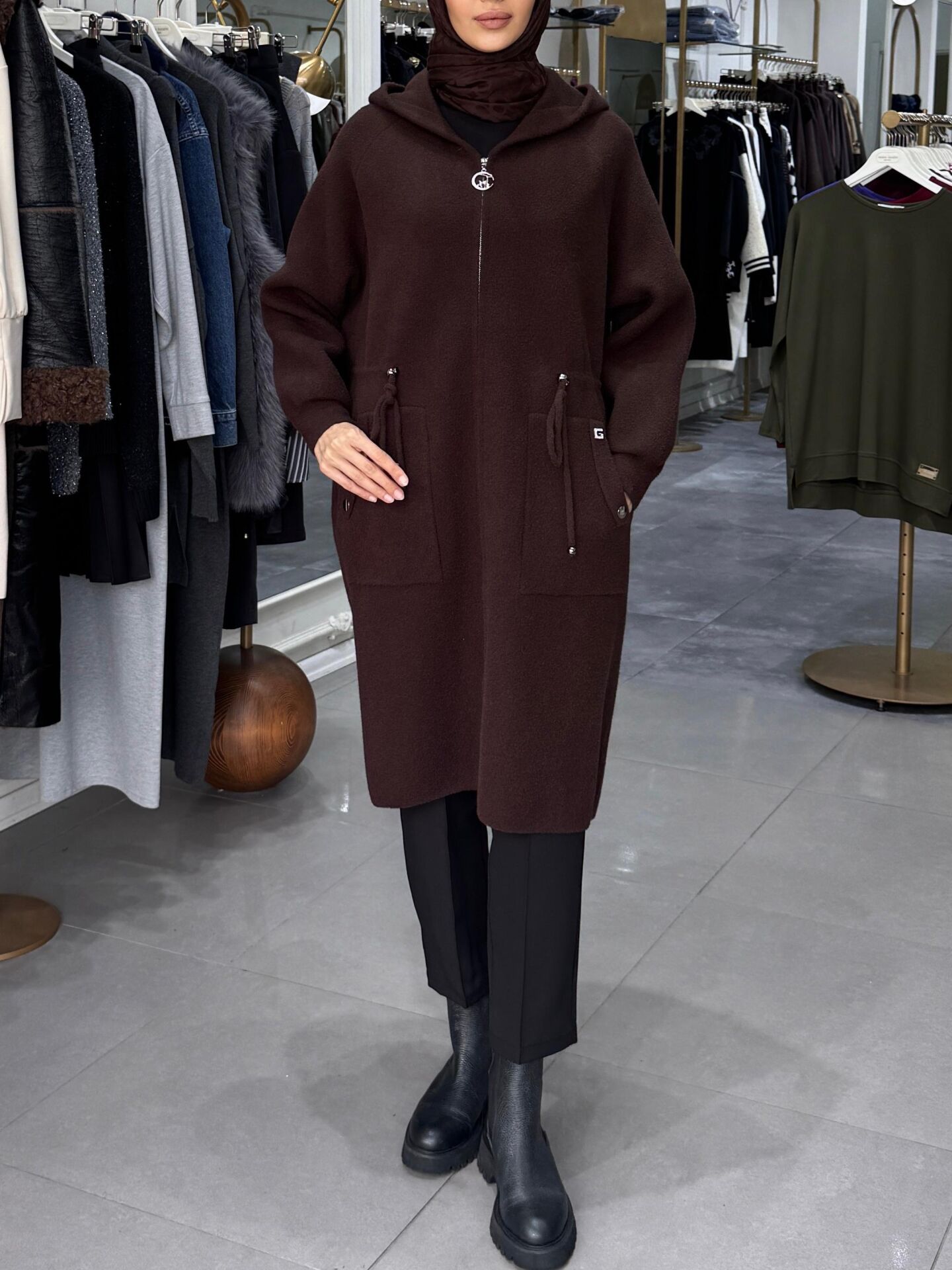 KAPÜŞONLU UZUN KAP KAHVERENGİ