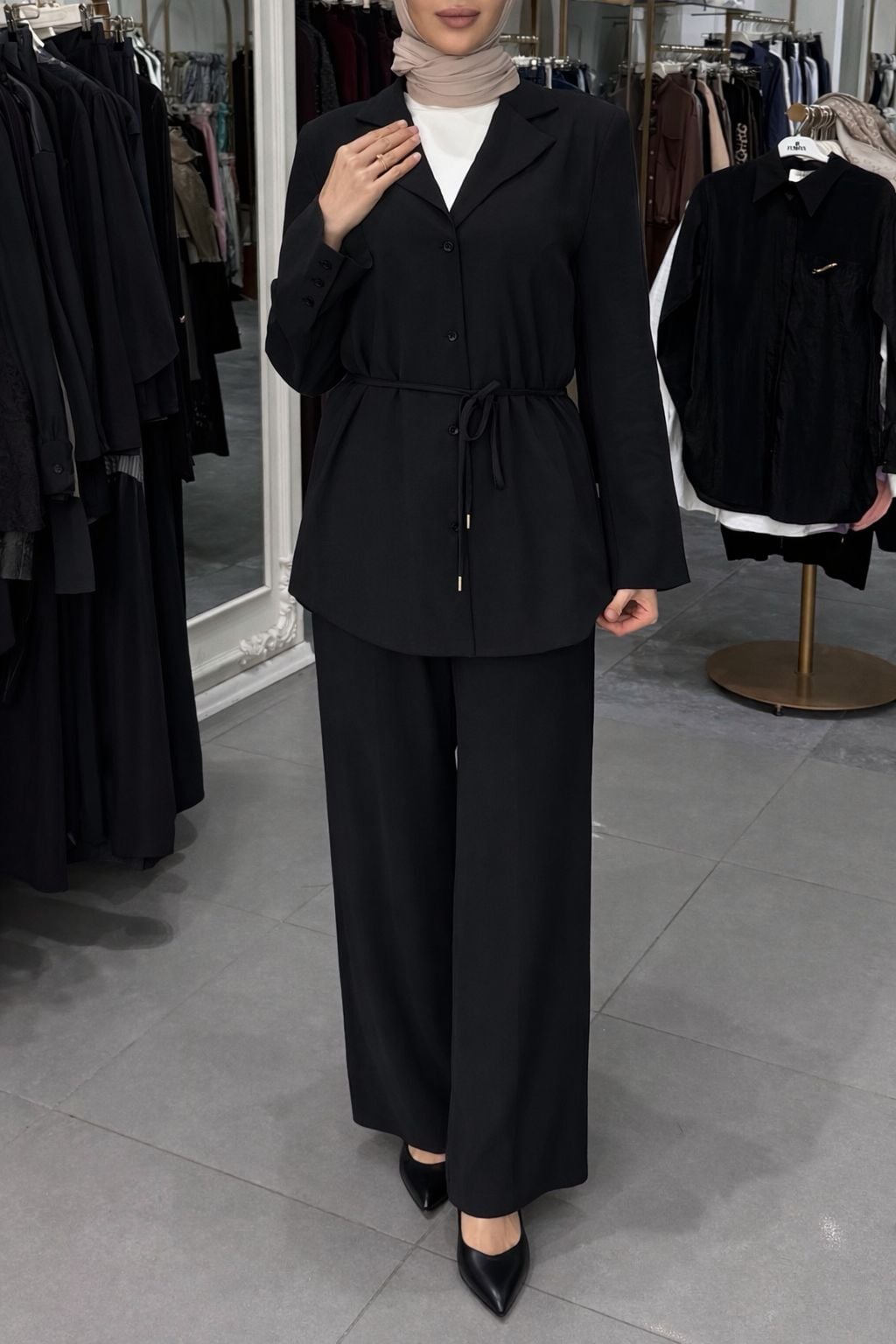 CAPELLA TAKIM SİYAH