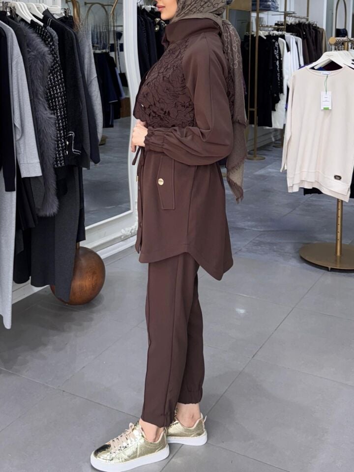 BRİELLE DANTEL GARNİ TAKIM KAHVERENGİ