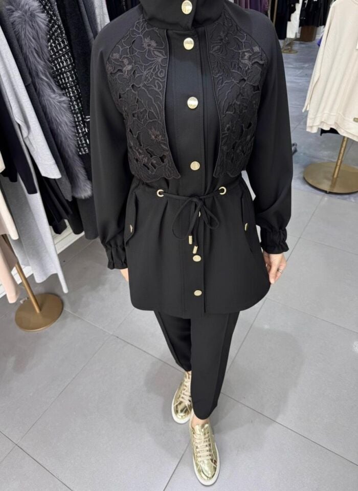 BRİELLE DANTEL GARNİ TAKIM SİYAH