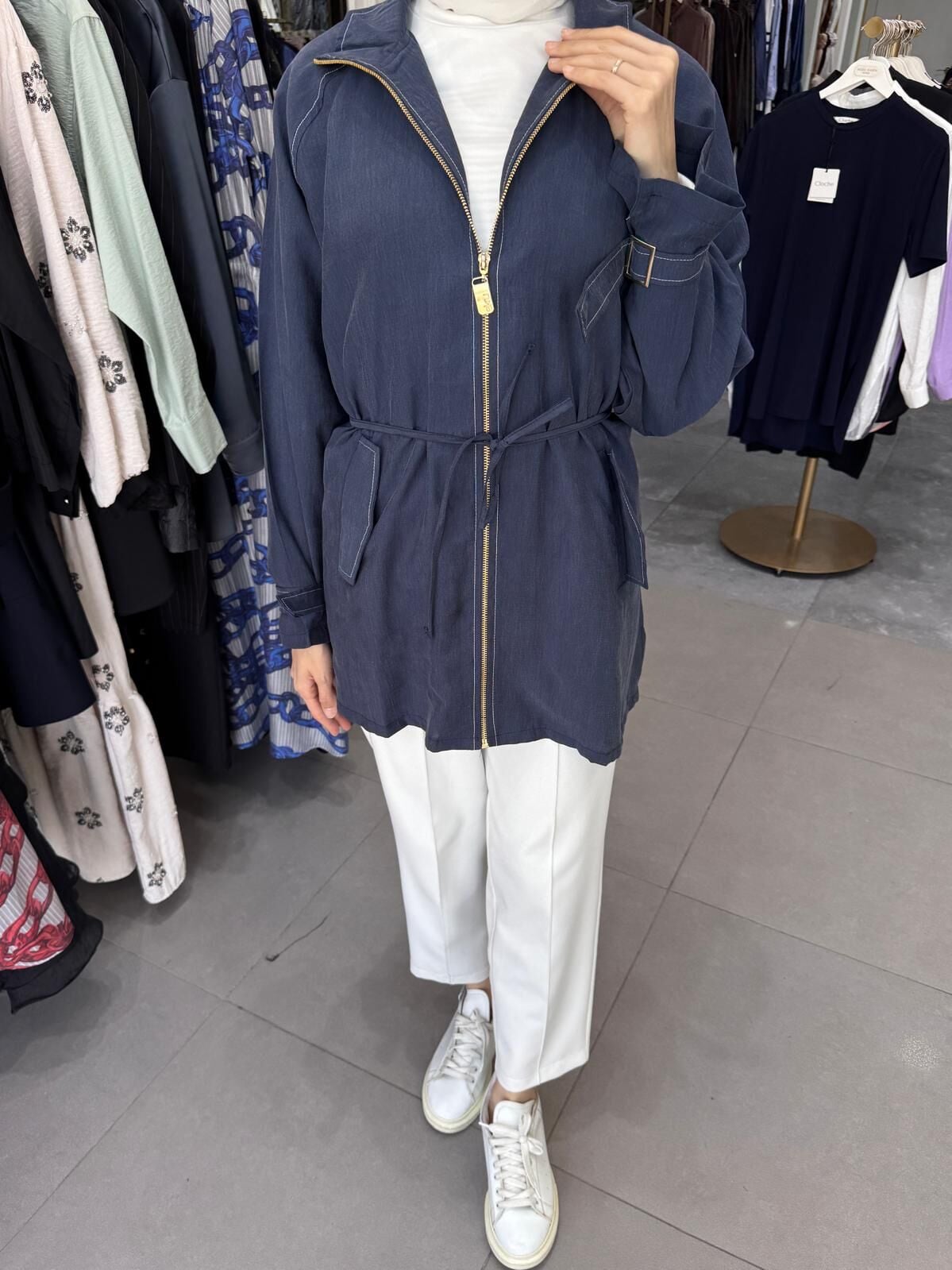 APOLET DETAYLI FERMUAR CEKET LACİVERT