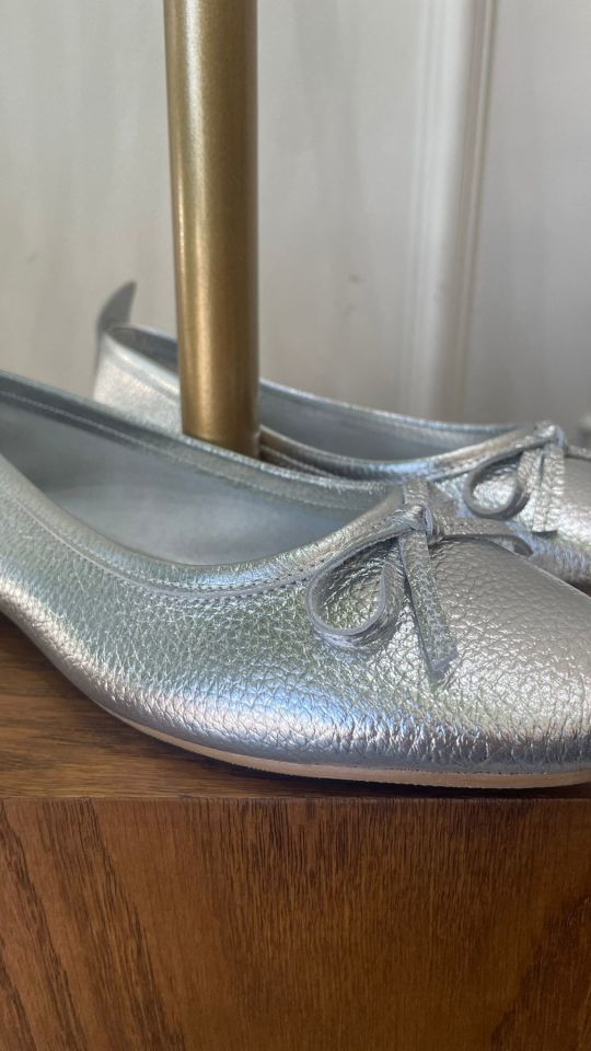 HAKİKİ DERİ FİYONKLU BABET GÜMÜŞ