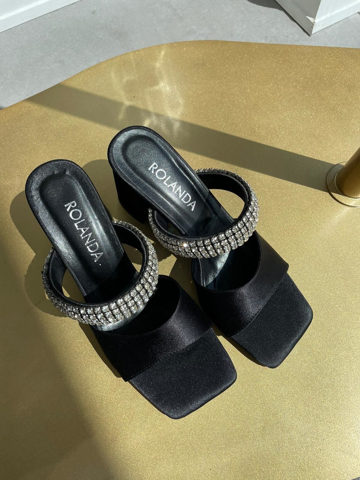 MODA HASEN SATEN TAŞLI TERLİK SİYAH 36