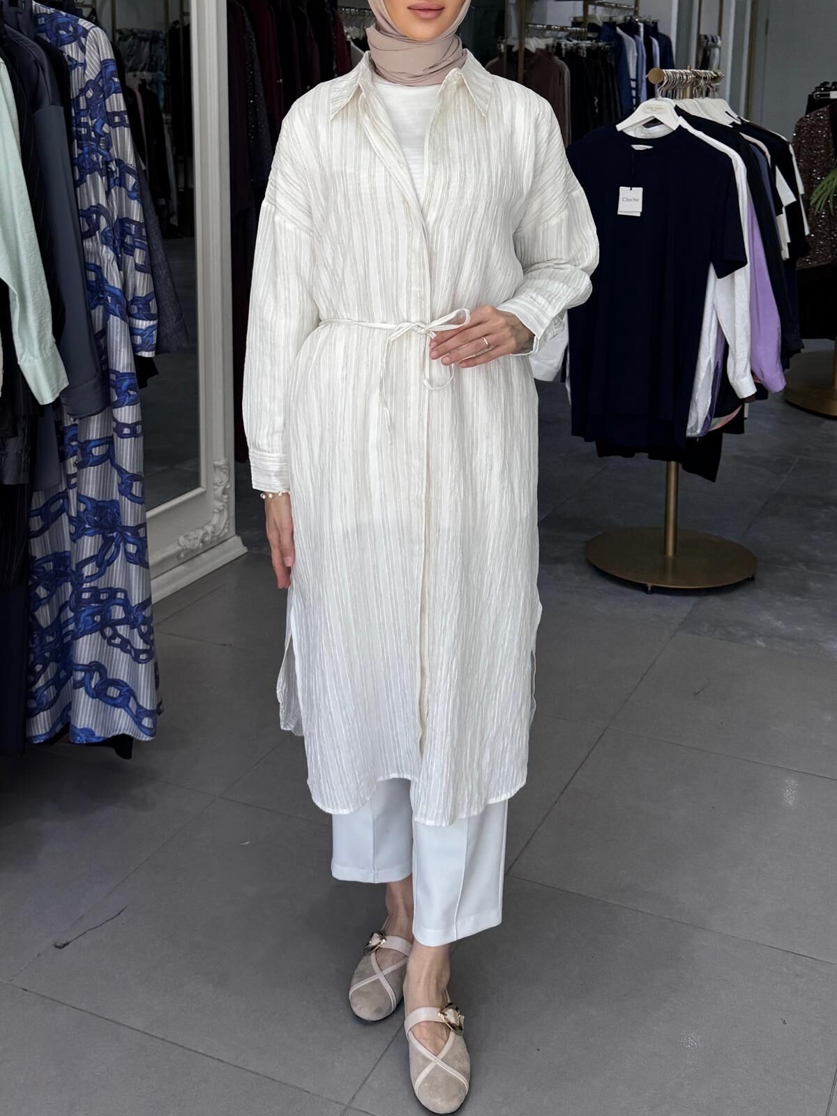 MİDİ BOY ÇİZGİLİ GÖMLEK PİŞME EKRU