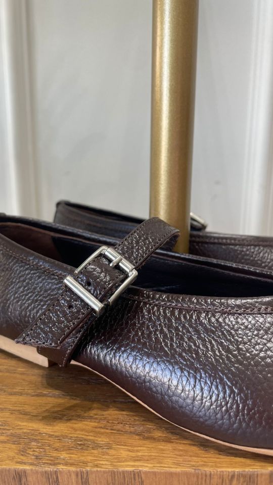 TEK BANT BURUNLU ACI KAHVE