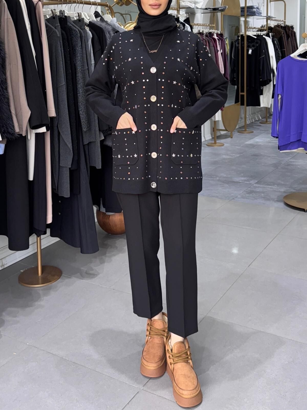 YILDIZ DETAY HIRKA SİYAH