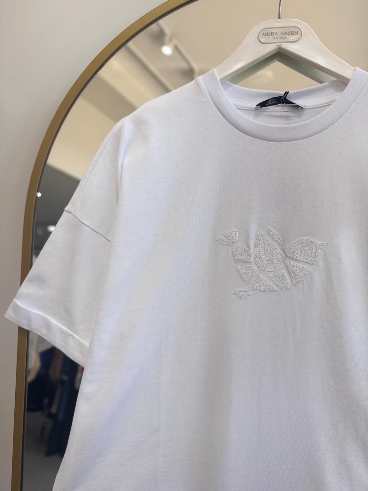 KUŞ DESEN KISA KOLLU TİŞÖRT EKRU