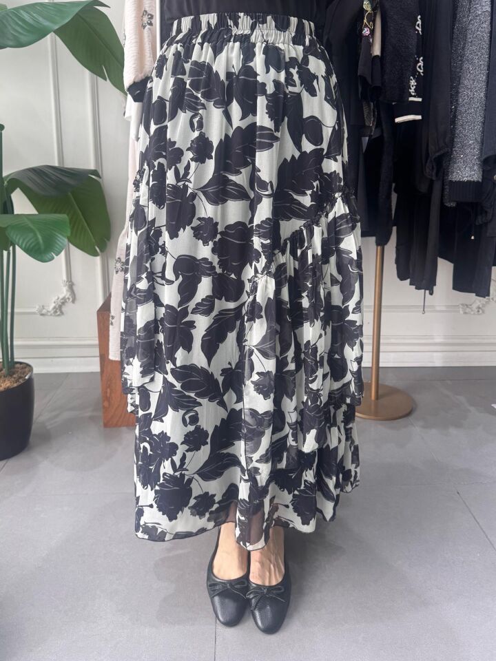 ZINGARA DESİGNE ETEK SİYAH BEYAZ