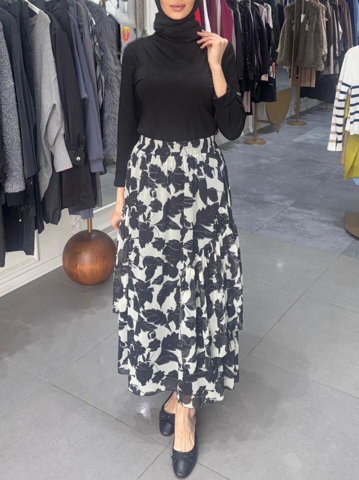 ZINGARA DESİGNE ETEK SİYAH BEYAZ