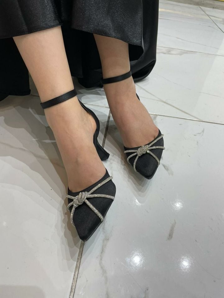 MODA HASEN ÖRÜMCEK SATEN AYAKKABI SİYAH