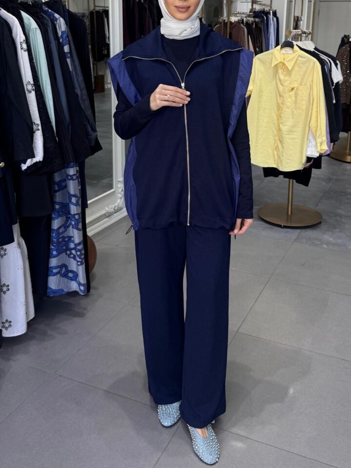 GARNİSİ TAŞ DETAYLI YELEK TAKIM LACİVERT