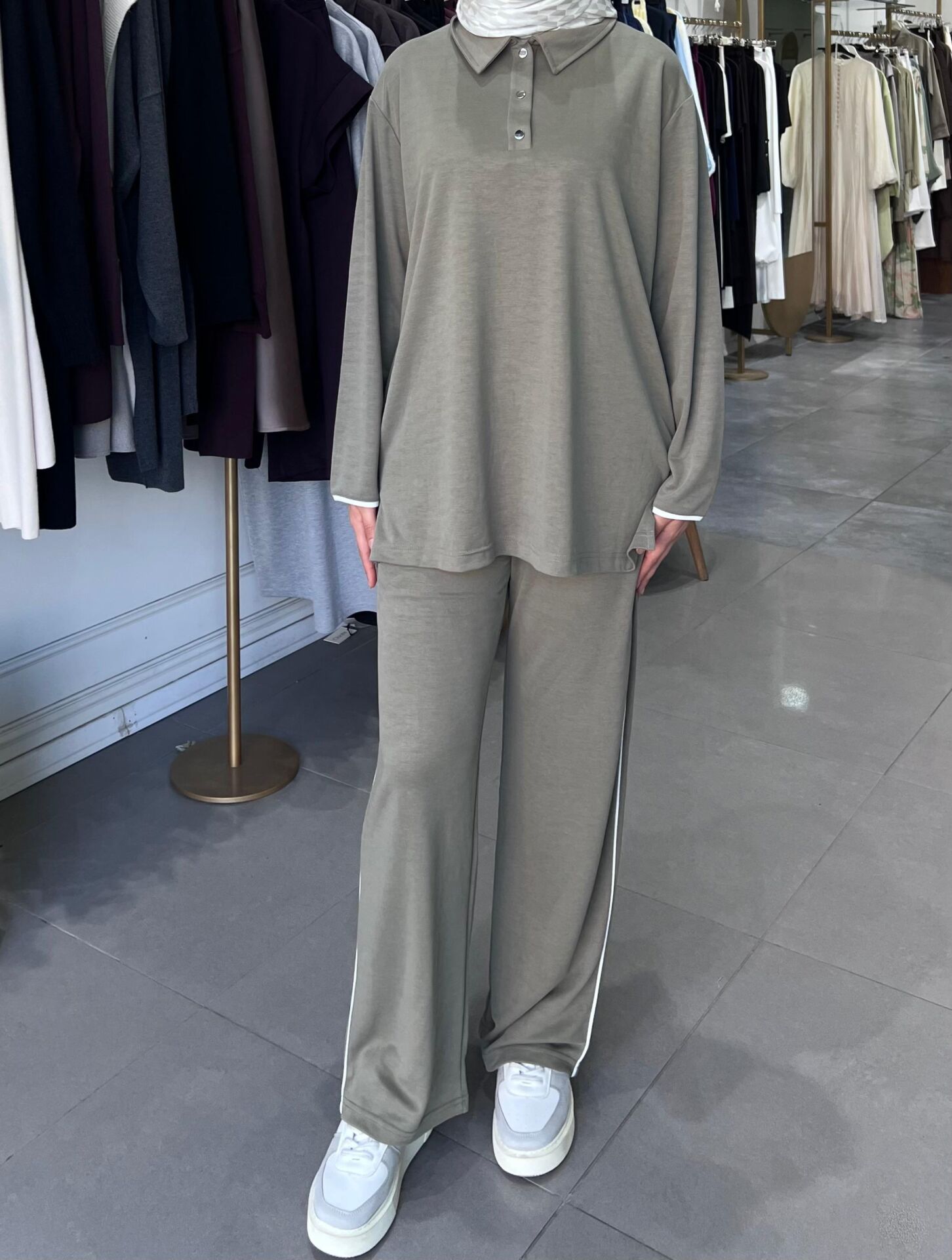 KONTRAST BİYE DETAYLI TAKIM HAKİ