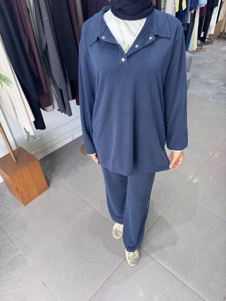 KONTRAST BİYE DETAYLI TAKIM LACİVERT