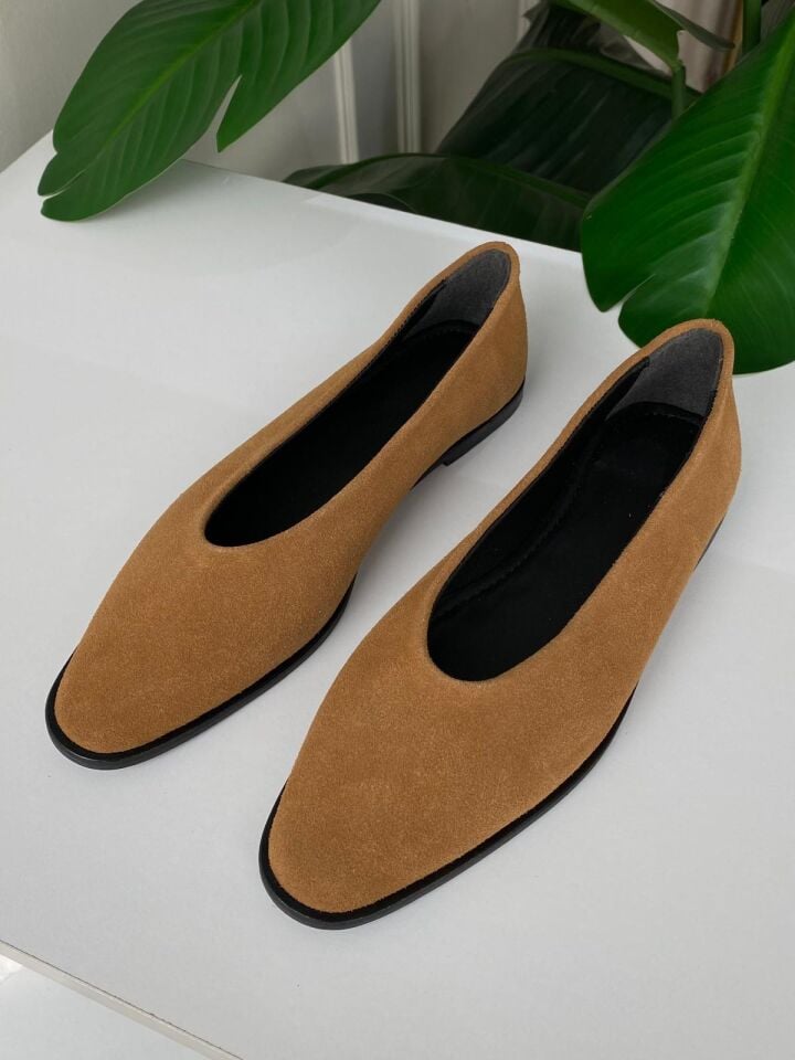 TİNA SÜET BABET TABA