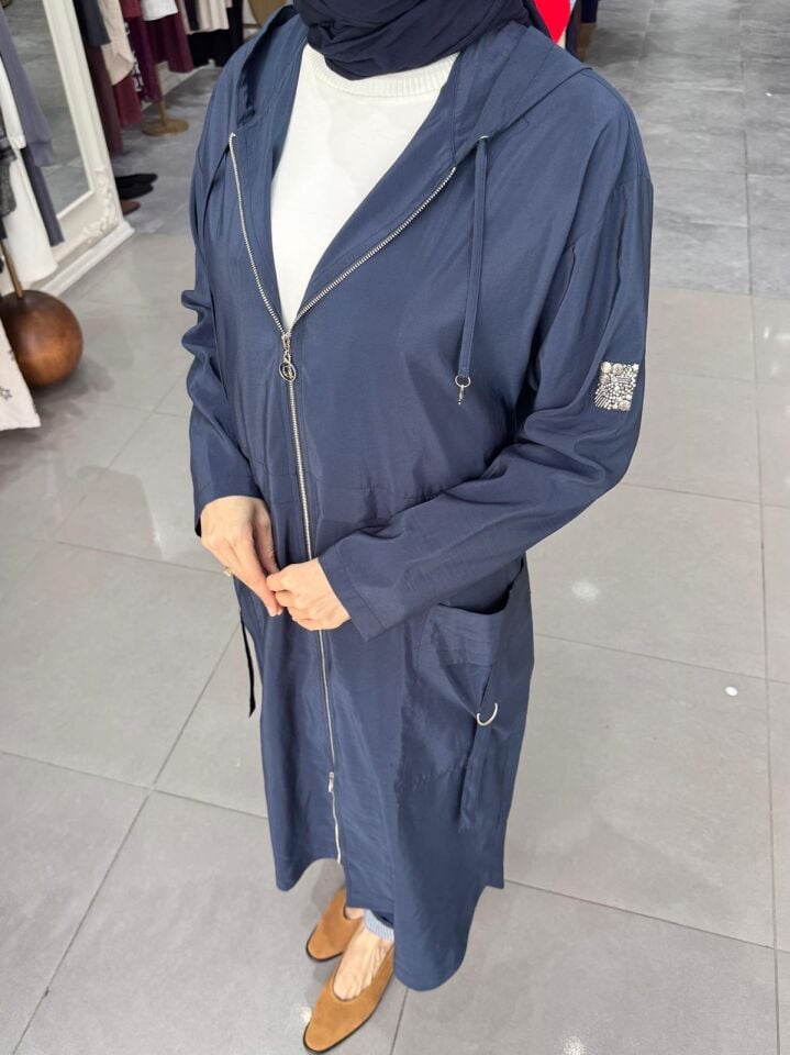 PİLELİ METAL TOKALI SAFARİ KAP LACİVERT