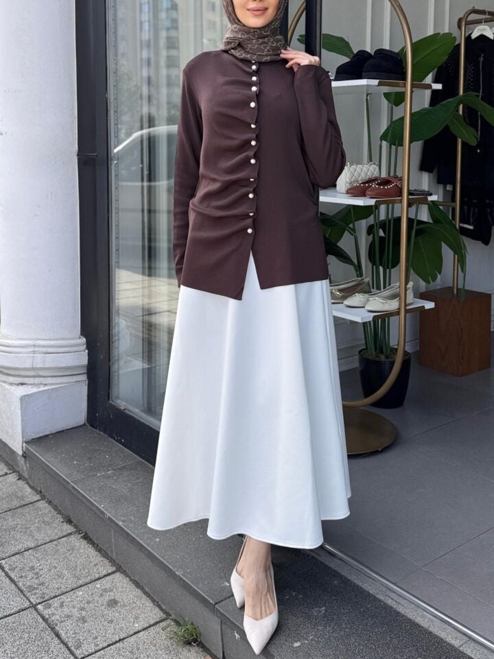 GÜL DÜĞME HIRKA KAHVERENGİ