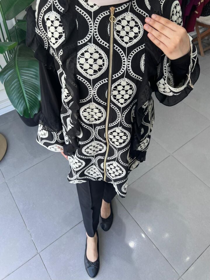 NAKIŞ FİSTO DETAYLI KAP SİYAH