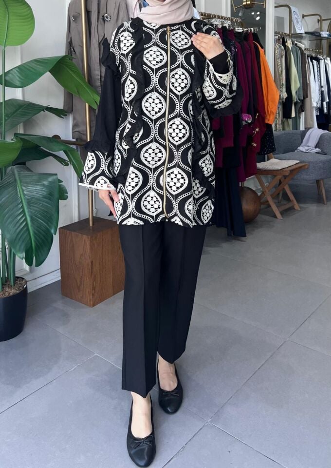 NAKIŞ FİSTO DETAYLI KAP SİYAH