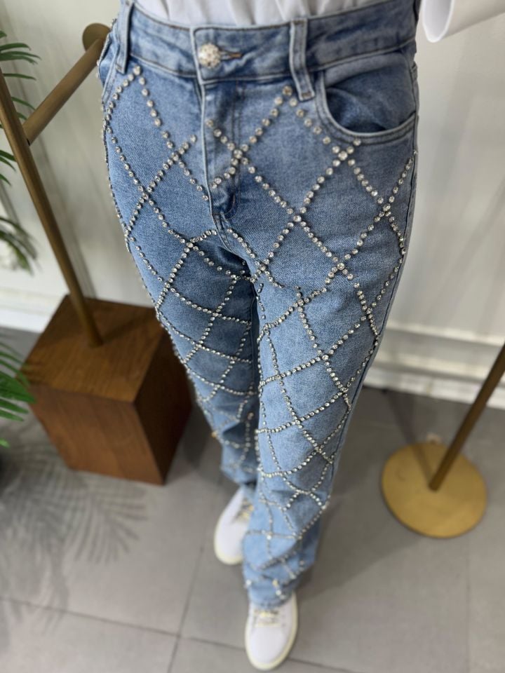 BAKLAVA DESEN TAŞ DETAYLI PANTOLON AÇIK MAVİ