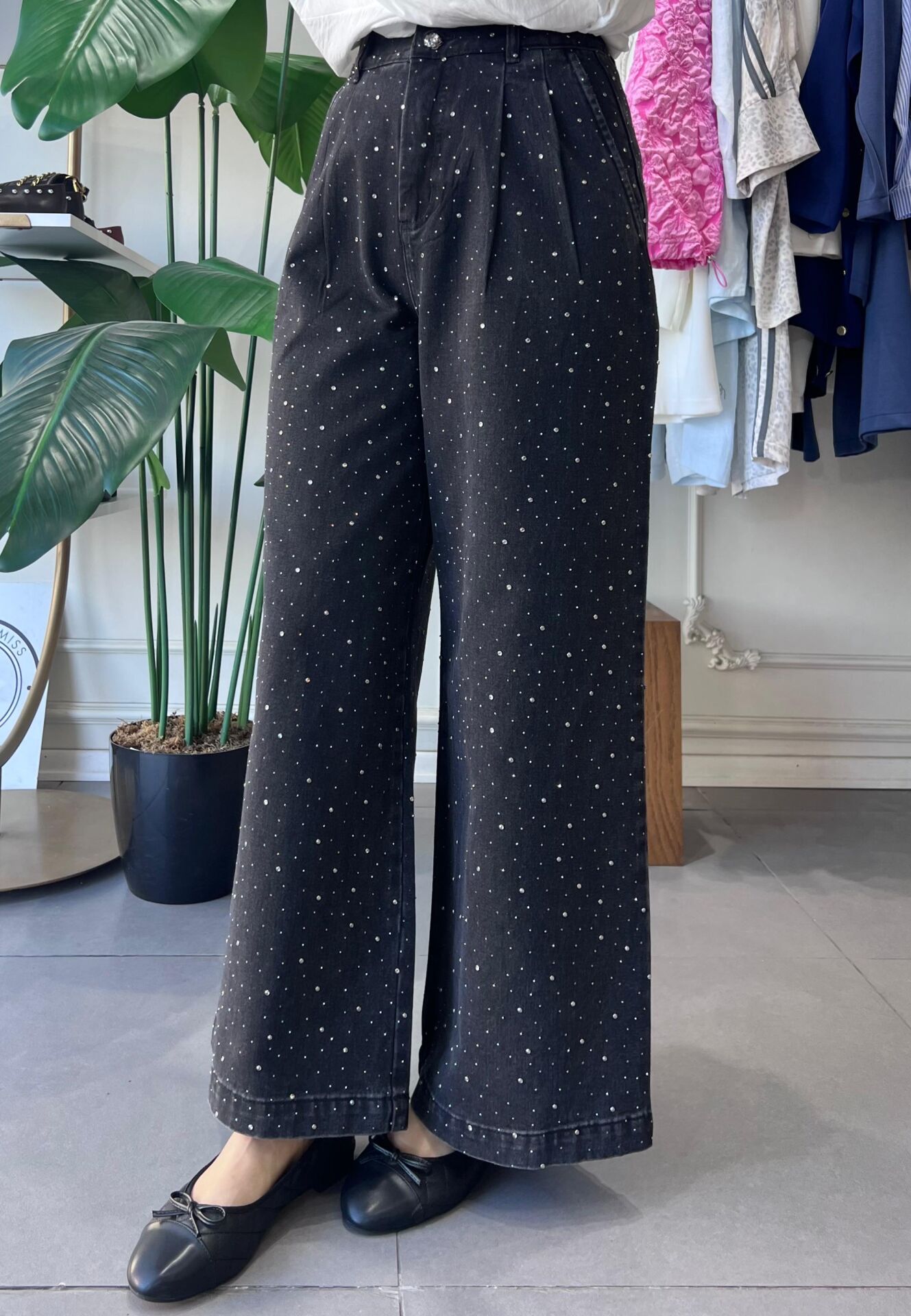 MİNİK TAŞ İŞLEMELİ KOT PANTOLON SİYAH