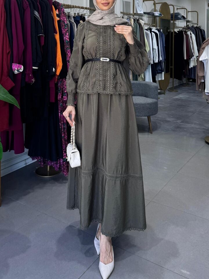 GÜPÜRLÜ ETEKLİ TAKIM  HAKİ